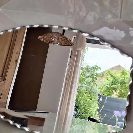 Maison Brunes 펜션 *